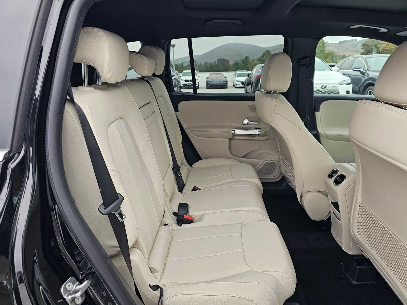2026 Mercedes-Benz GLB 250 SUV