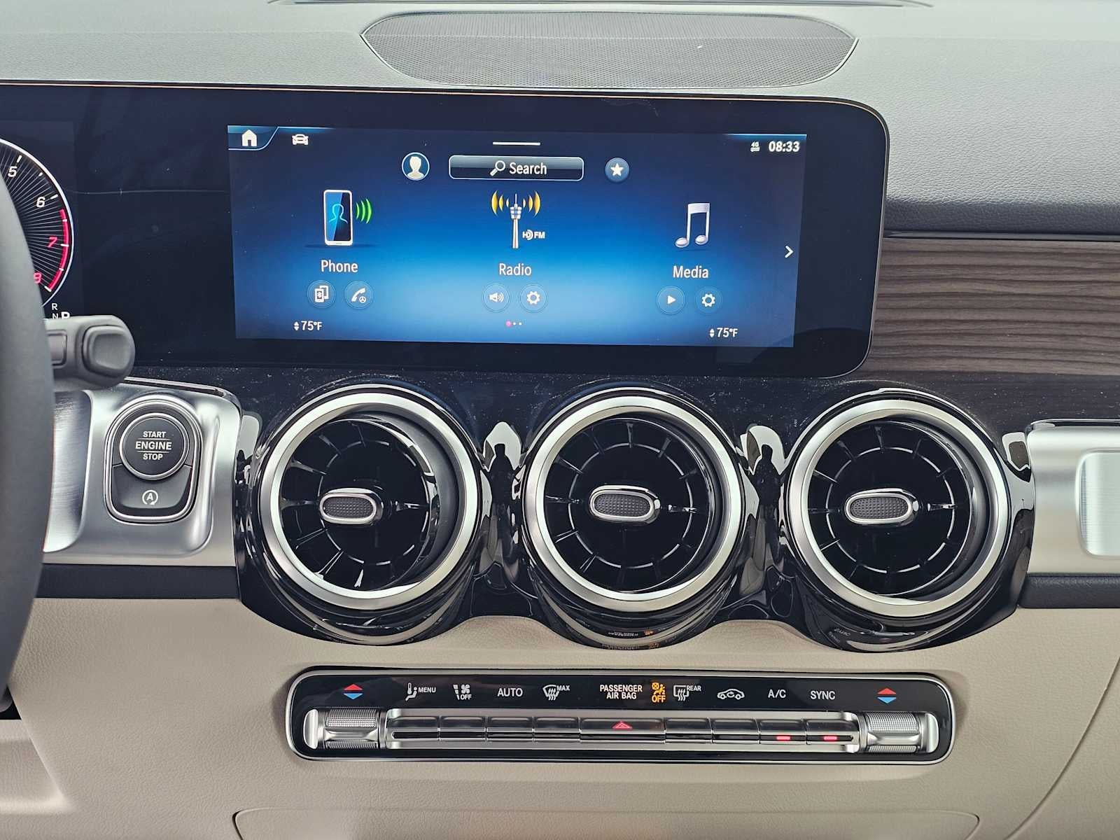 2026 Mercedes-Benz GLB 250 SUV