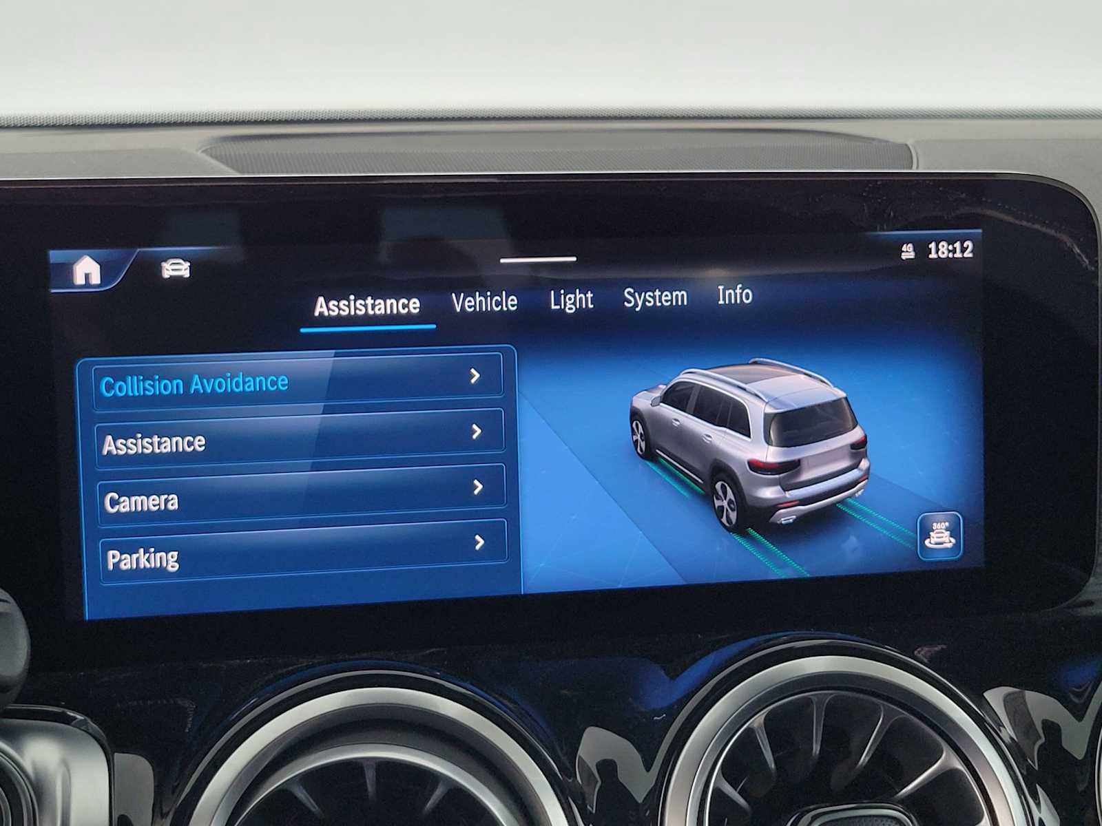 2026 Mercedes-Benz GLB 250 SUV