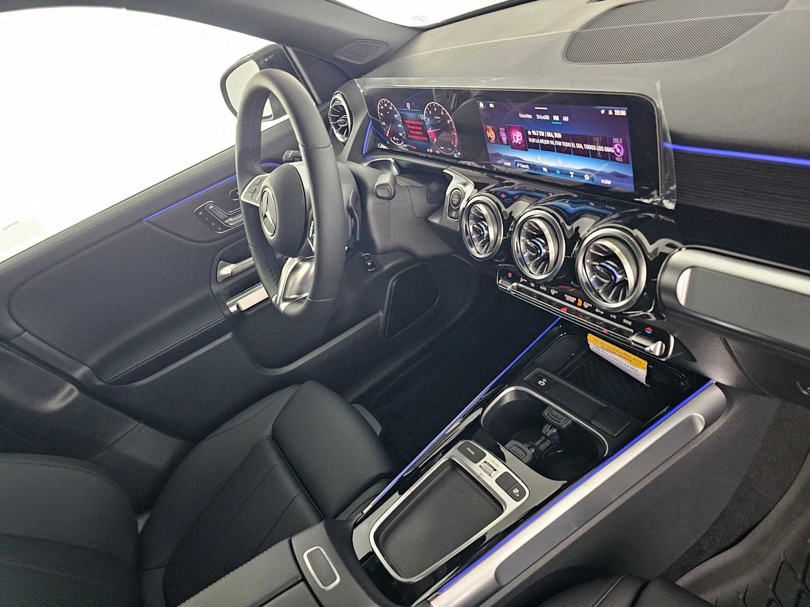 2026 Mercedes-Benz GLB 250 SUV