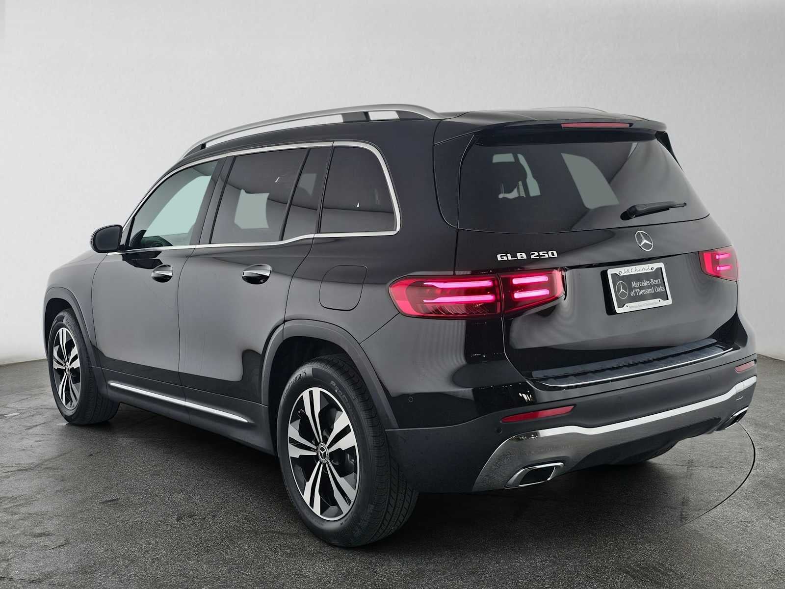 2026 Mercedes-Benz GLB 250 SUV