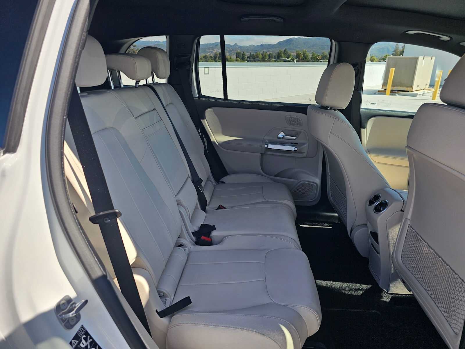 2026 Mercedes-Benz GLB 250 SUV