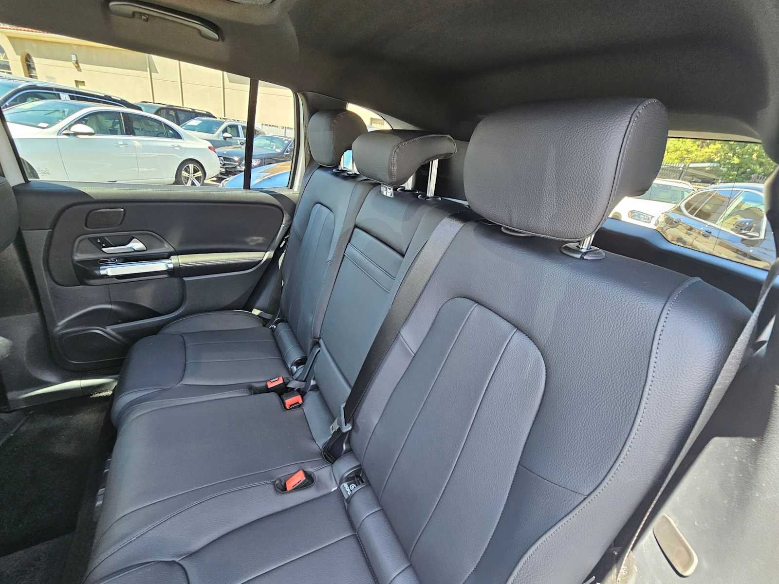 2026 Mercedes-Benz GLB 250 SUV