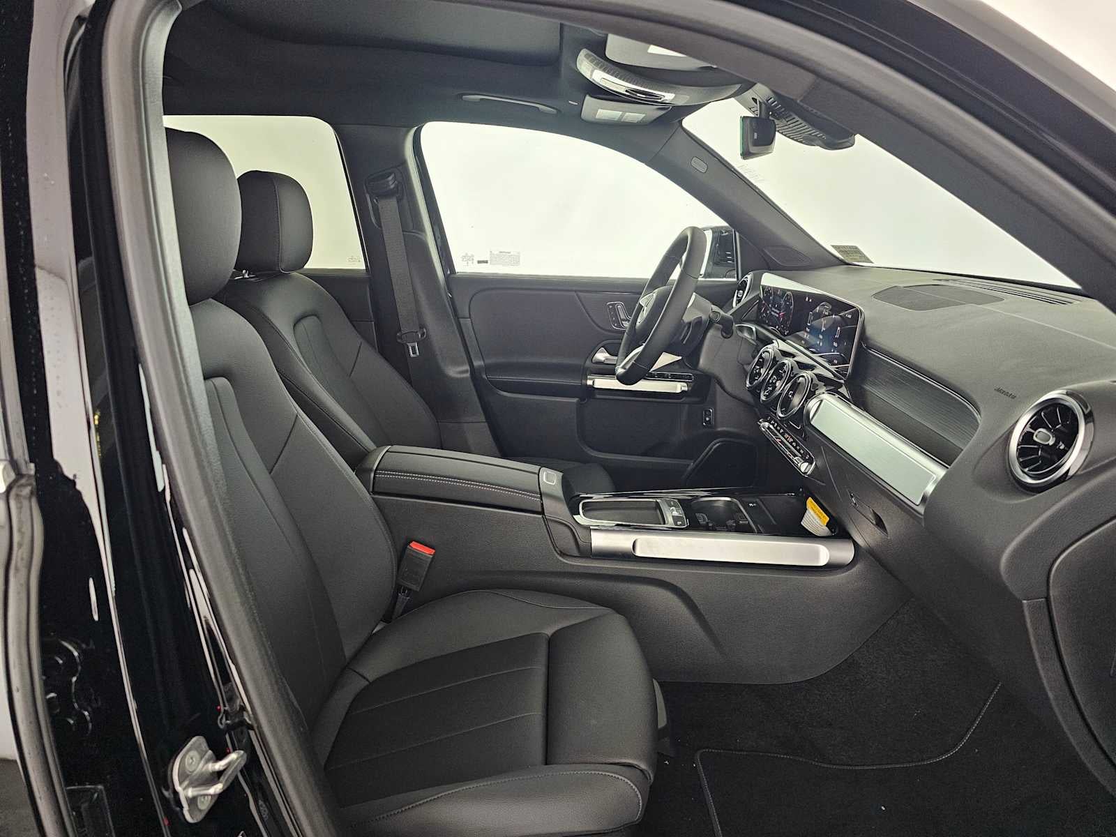 2026 Mercedes-Benz GLB 250 SUV