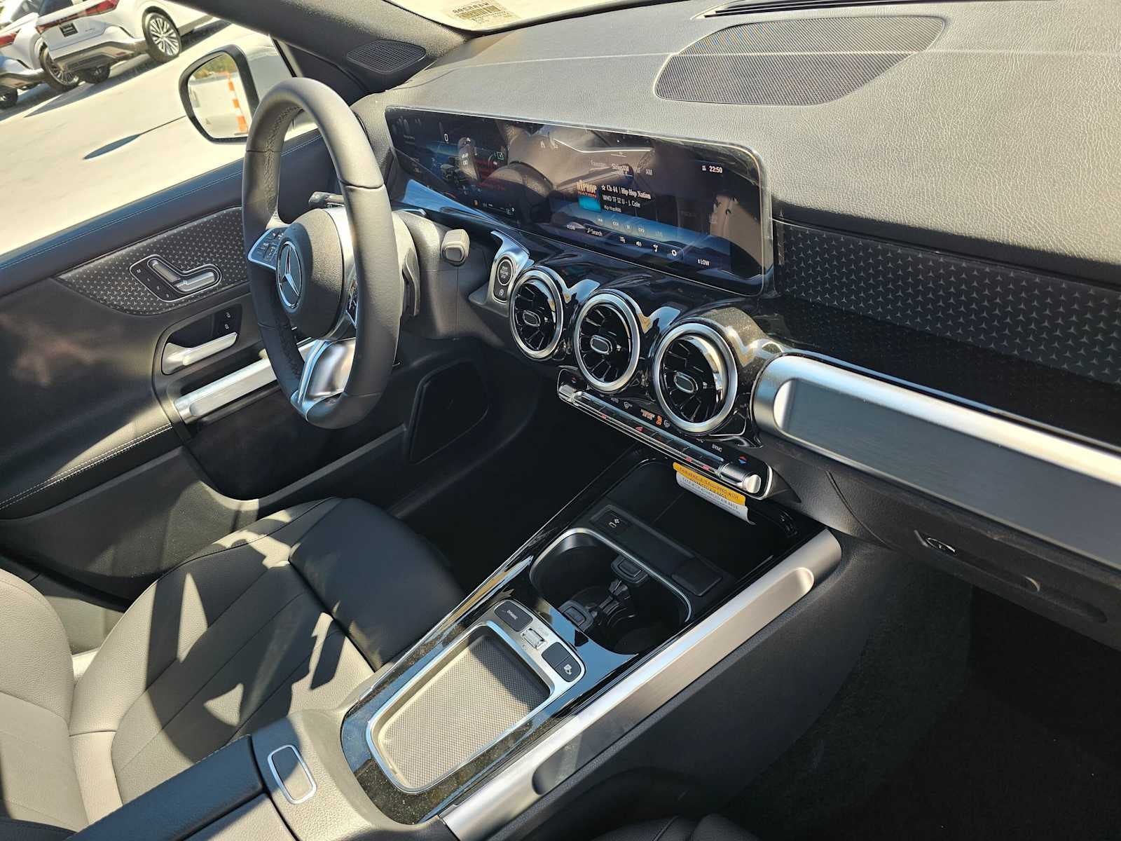 2026 Mercedes-Benz GLB 250 SUV