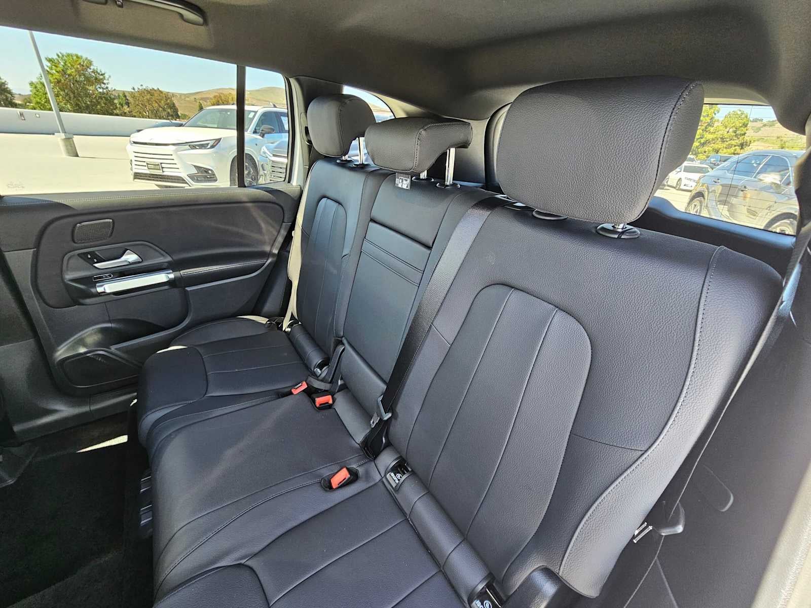 2026 Mercedes-Benz GLB 250 SUV