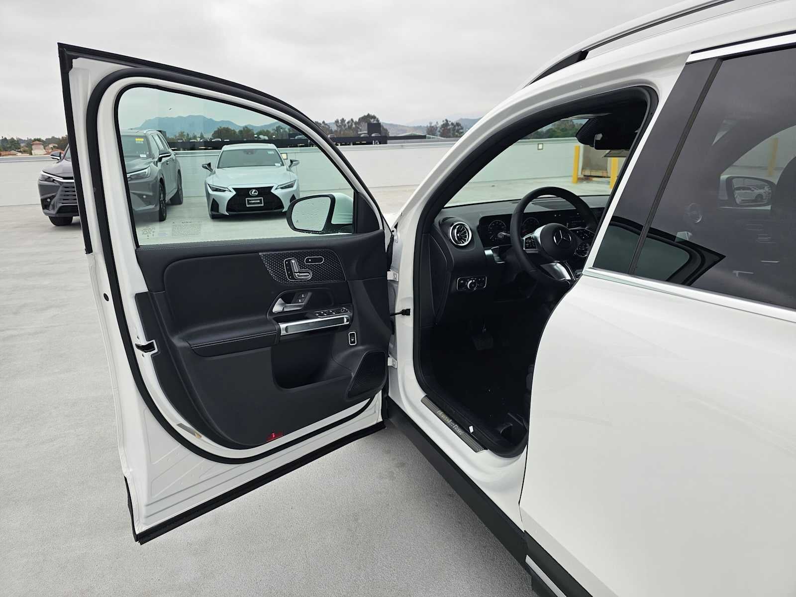 2026 Mercedes-Benz GLB 250 SUV