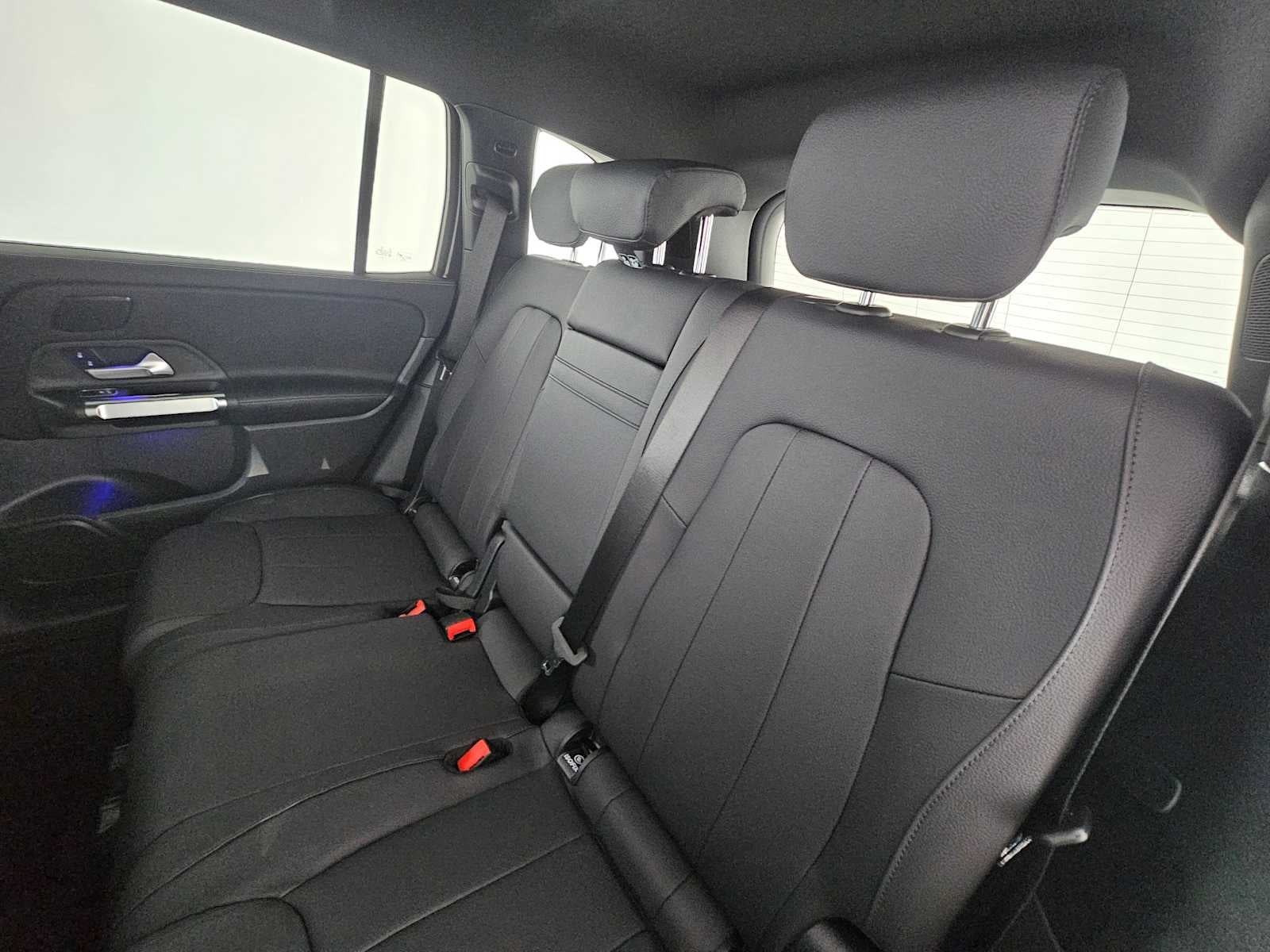 2026 Mercedes-Benz GLB 250 SUV