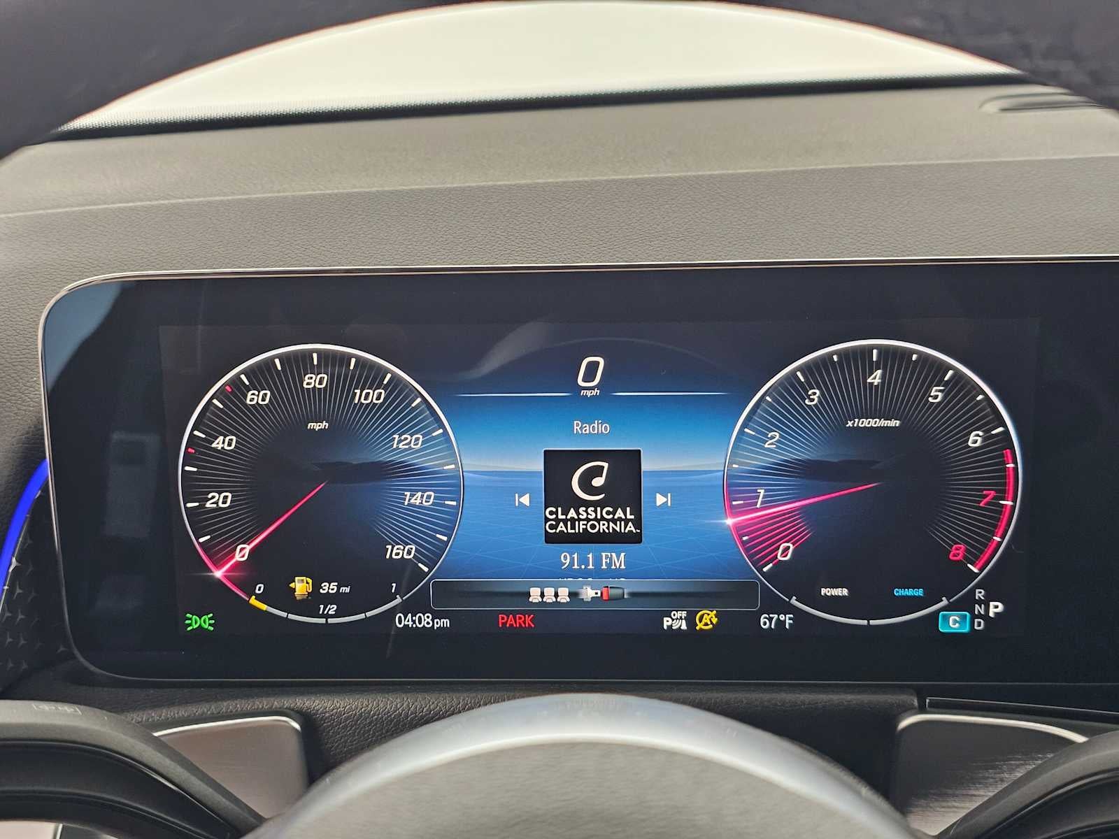 2026 Mercedes-Benz GLB 250 SUV