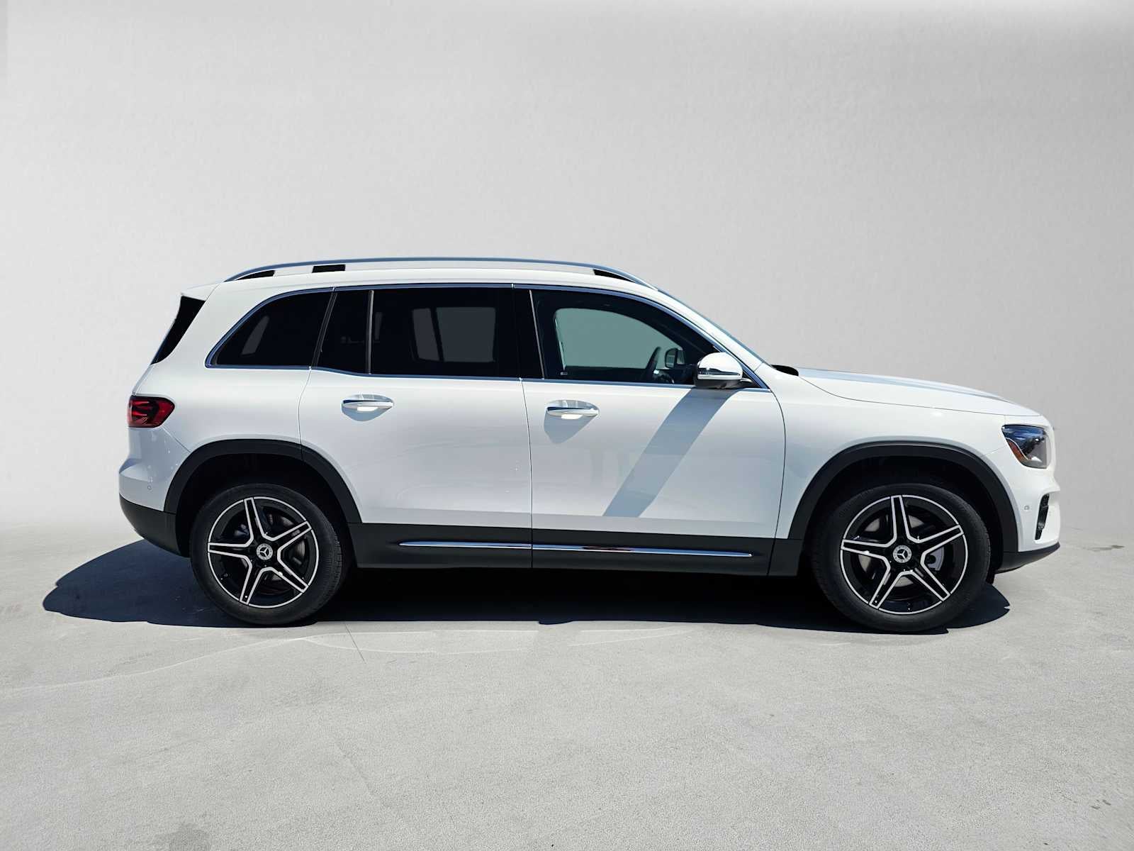 2026 Mercedes-Benz GLB 250 SUV