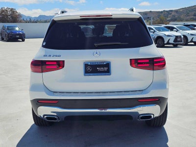 2026 Mercedes-Benz GLB 250 SUV