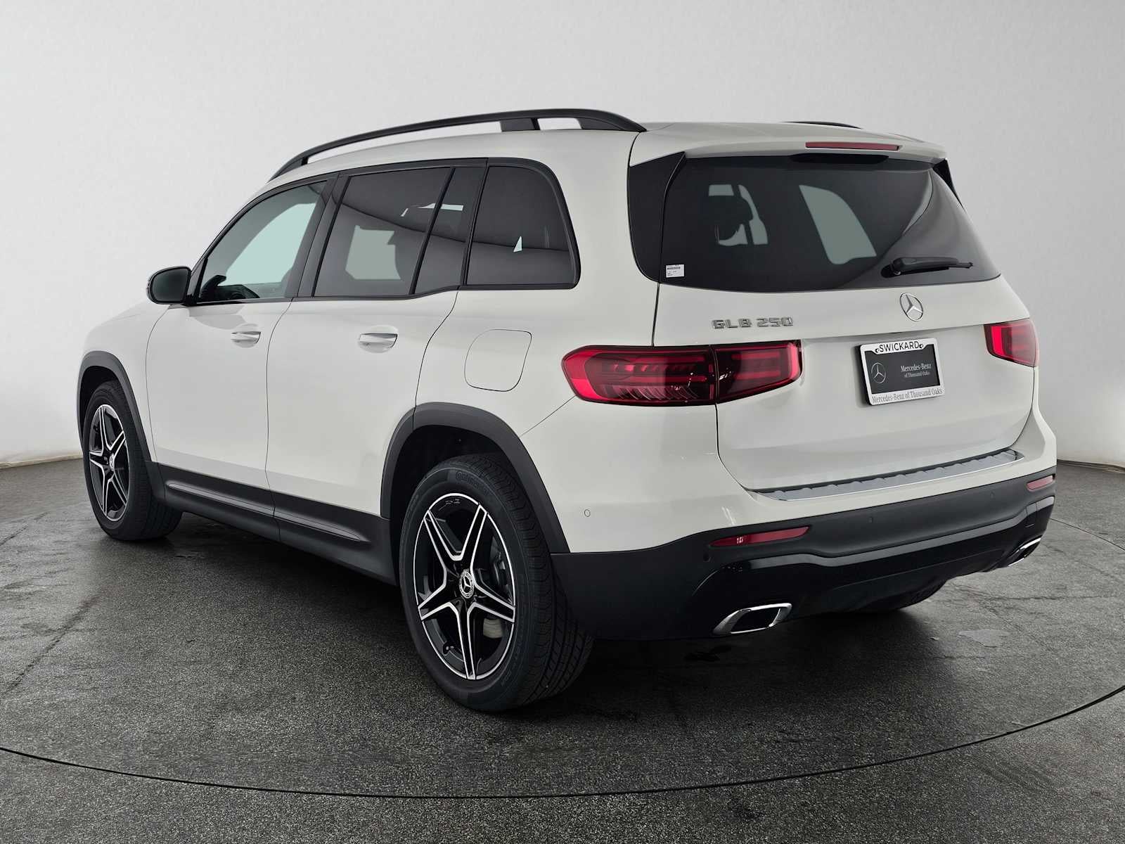 2026 Mercedes-Benz GLB 250 SUV