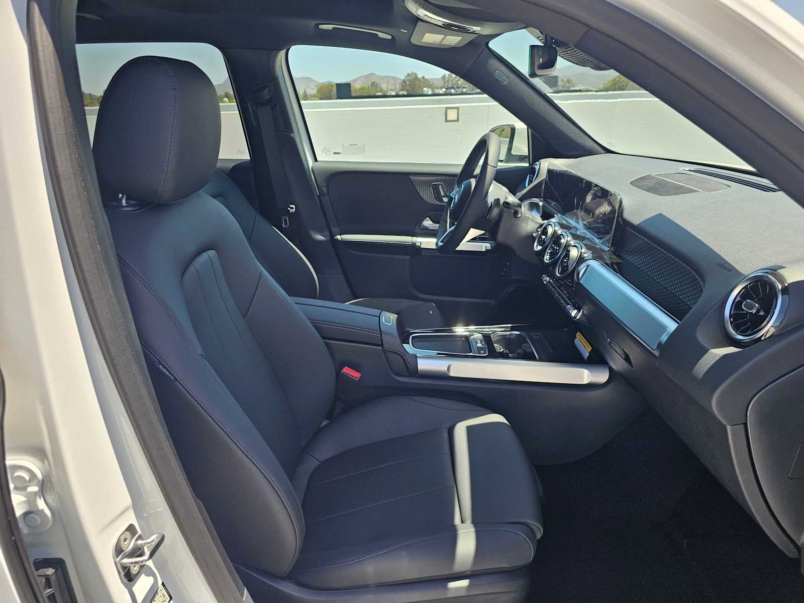 2026 Mercedes-Benz GLB 250 SUV