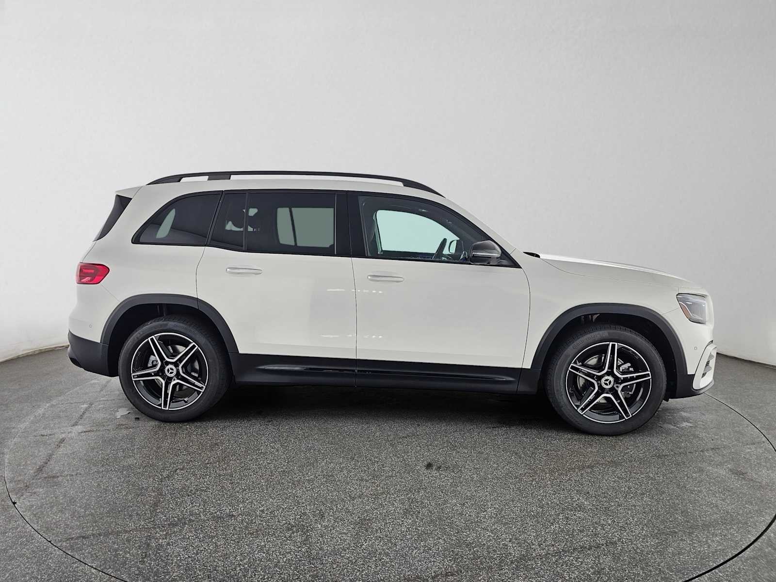 2026 Mercedes-Benz GLB 250 4MATIC® SUV