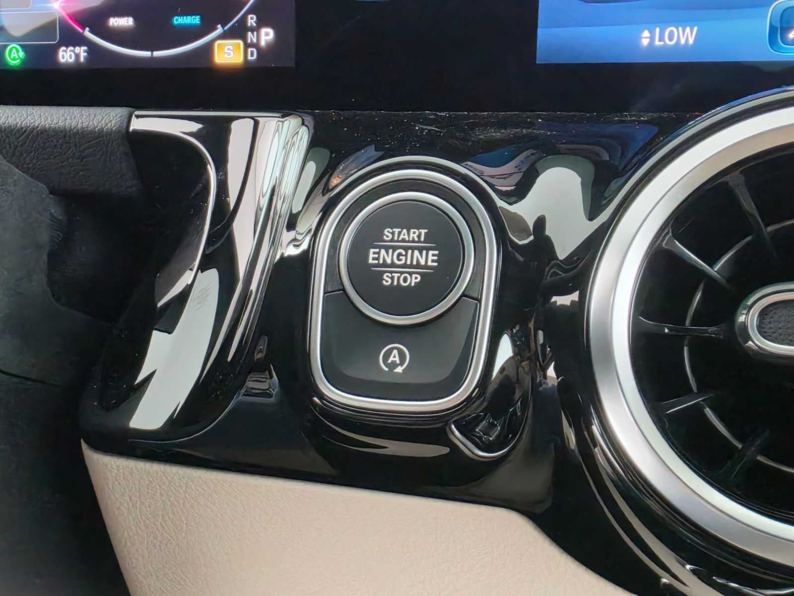 2026 Mercedes-Benz GLA 250 SUV