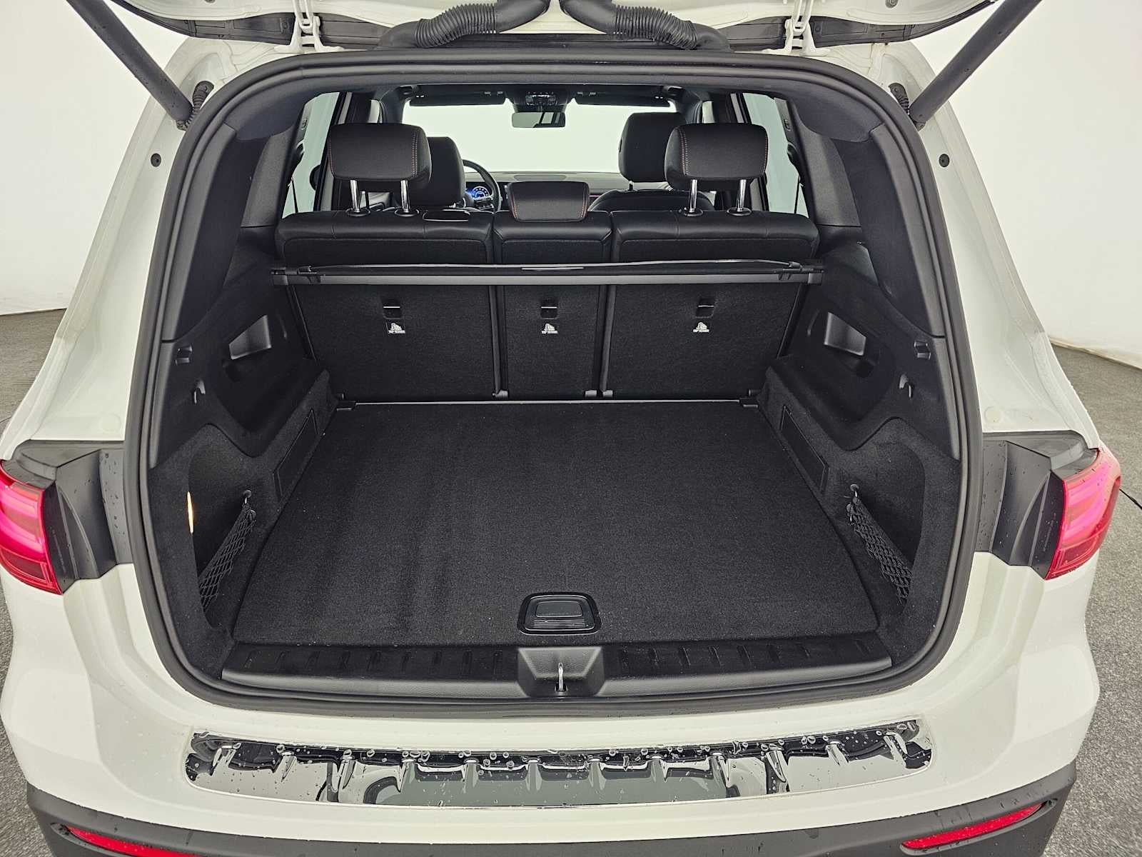 2024 Mercedes-Benz EQB 300 4MATIC® SUV
