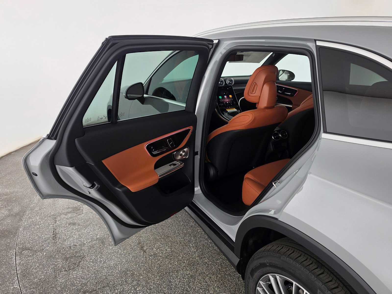 2027 Mercedes-Benz GLC 300 SUV