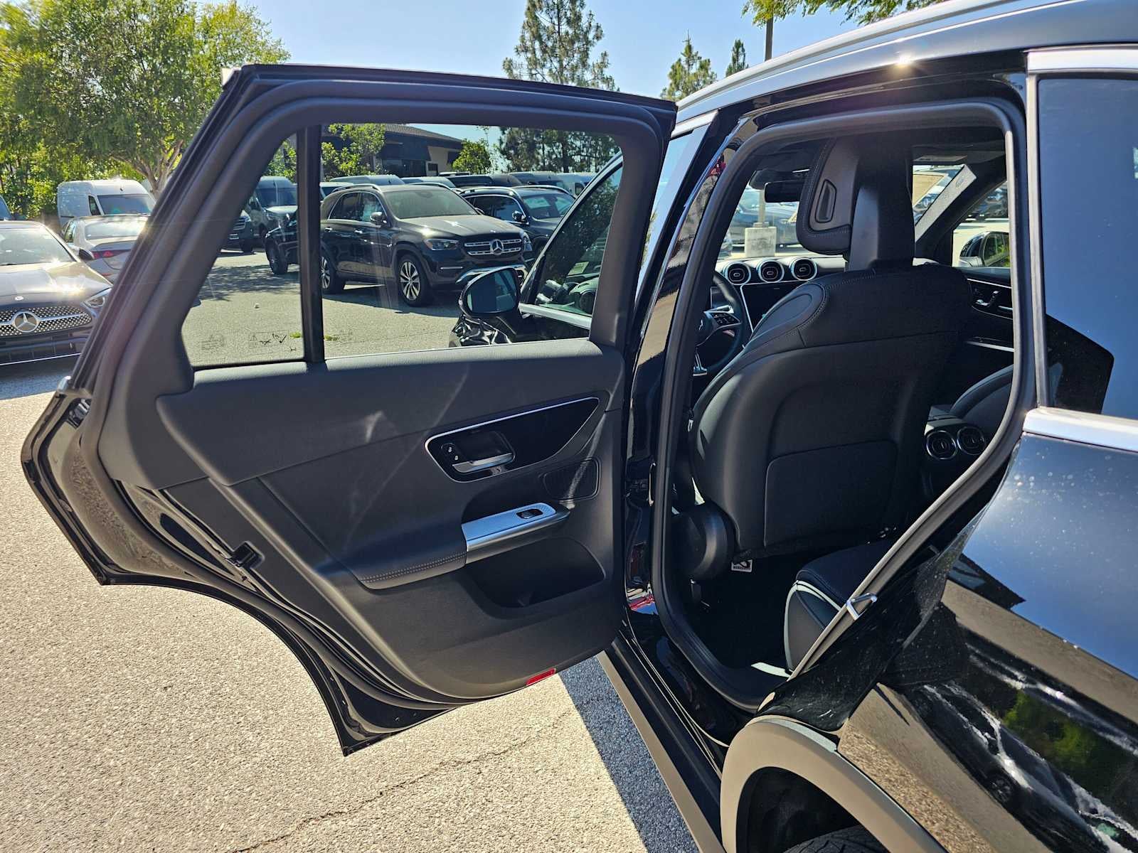 2026 Mercedes-Benz GLC 300 SUV