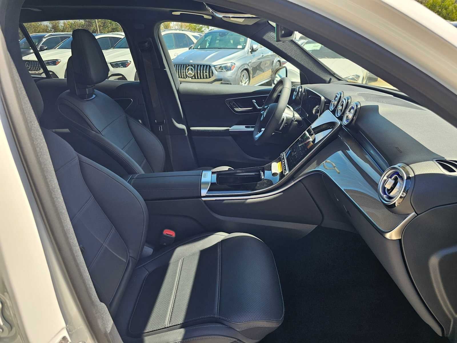 2027 Mercedes-Benz GLC 300 SUV