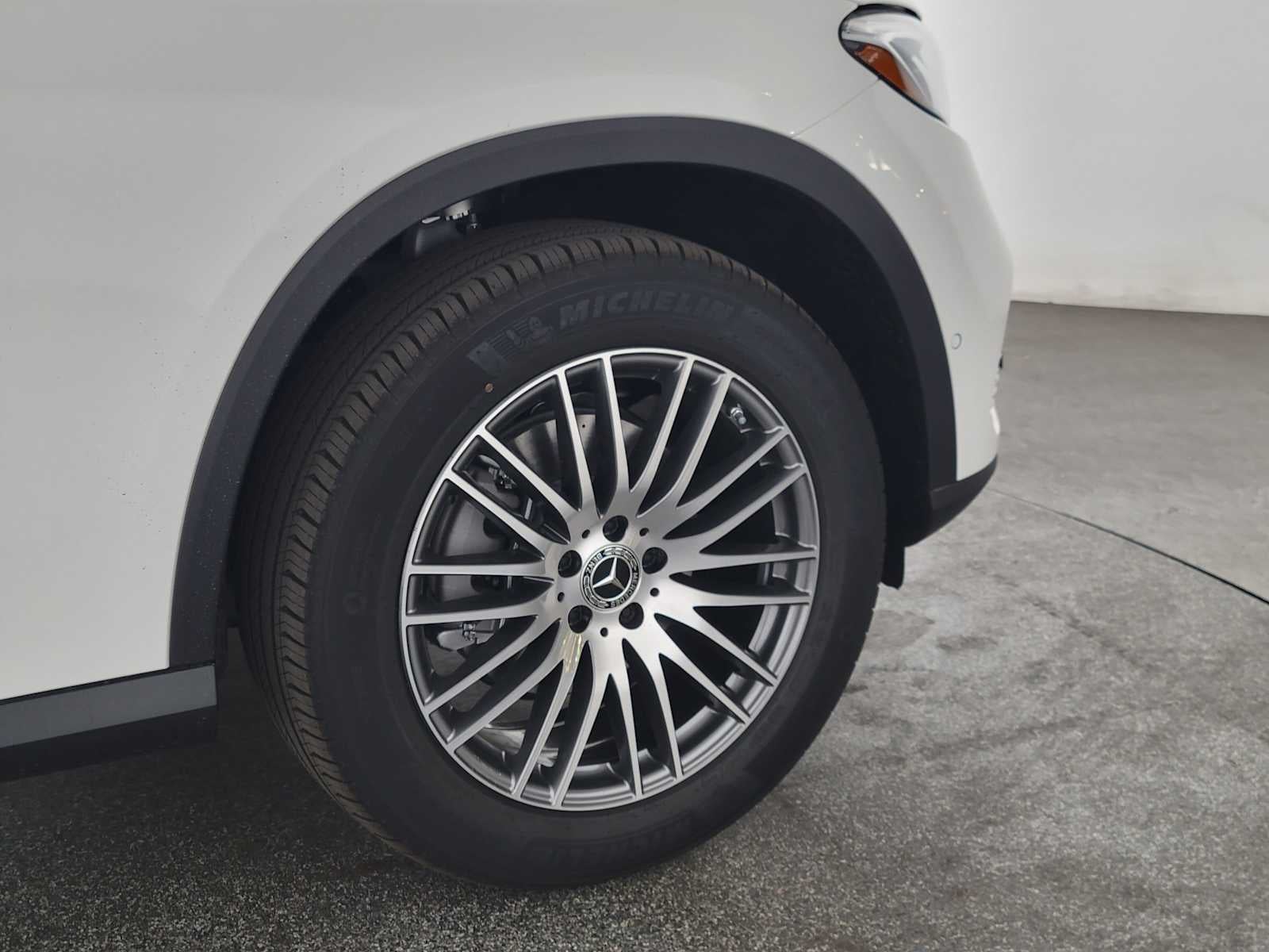 2027 Mercedes-Benz GLC 300 SUV