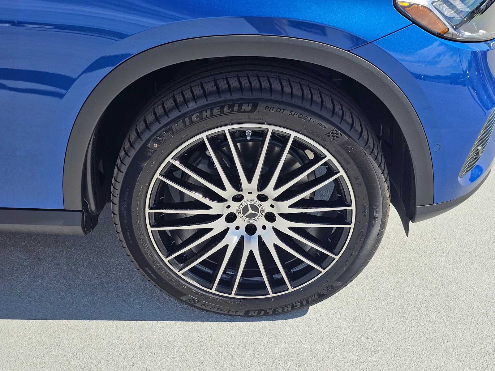 2026 Mercedes-Benz GLC 300 GLC 300