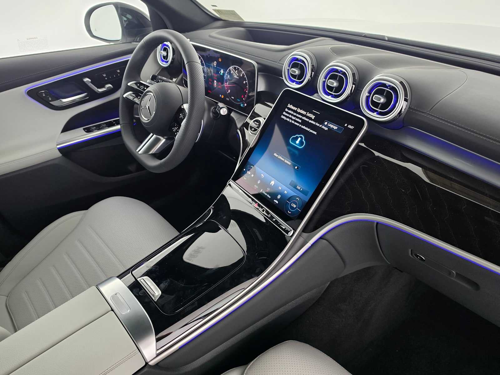 2027 Mercedes-Benz GLC 300 SUV