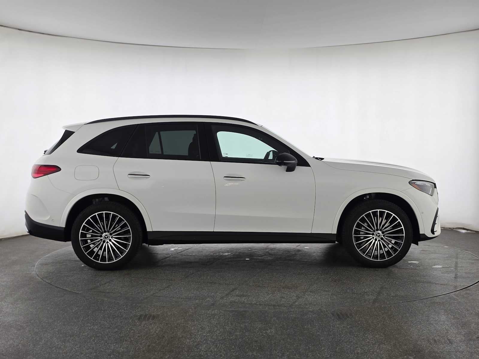 2027 Mercedes-Benz GLC 300 SUV