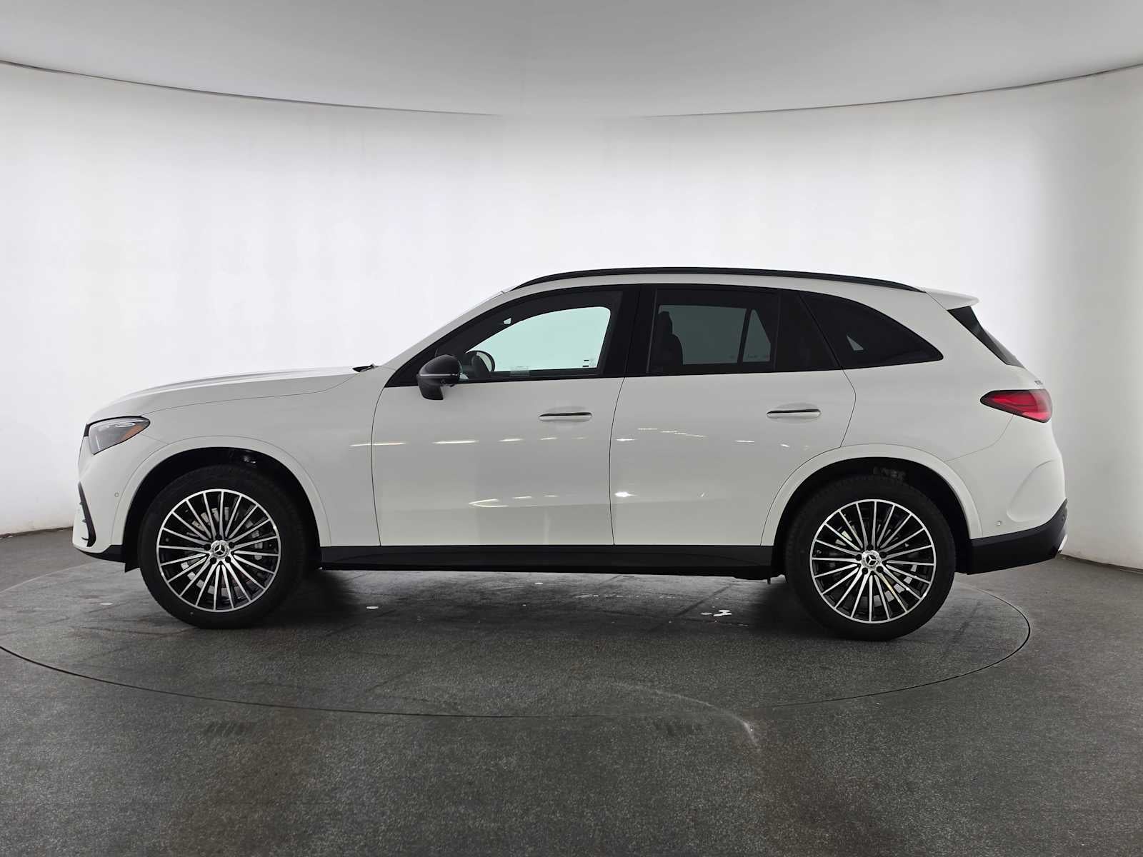 2027 Mercedes-Benz GLC 300 SUV