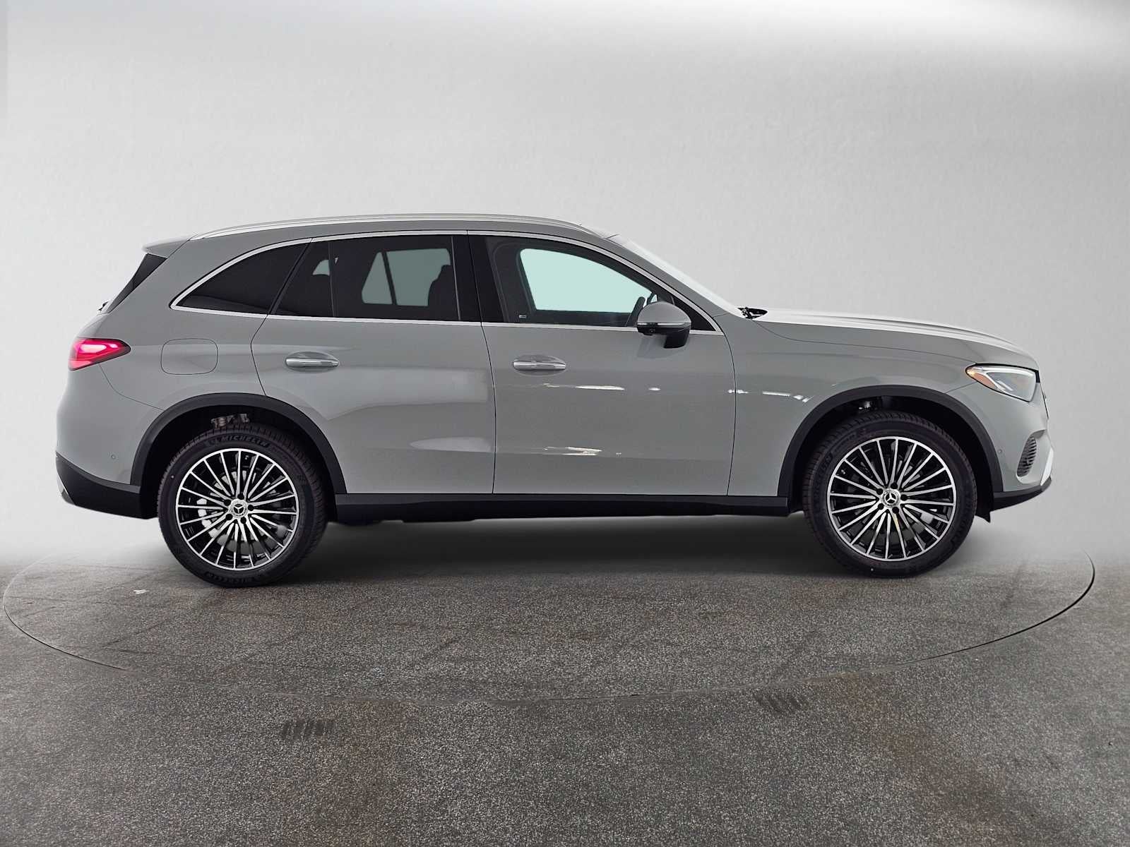 2027 Mercedes-Benz GLC 300 SUV