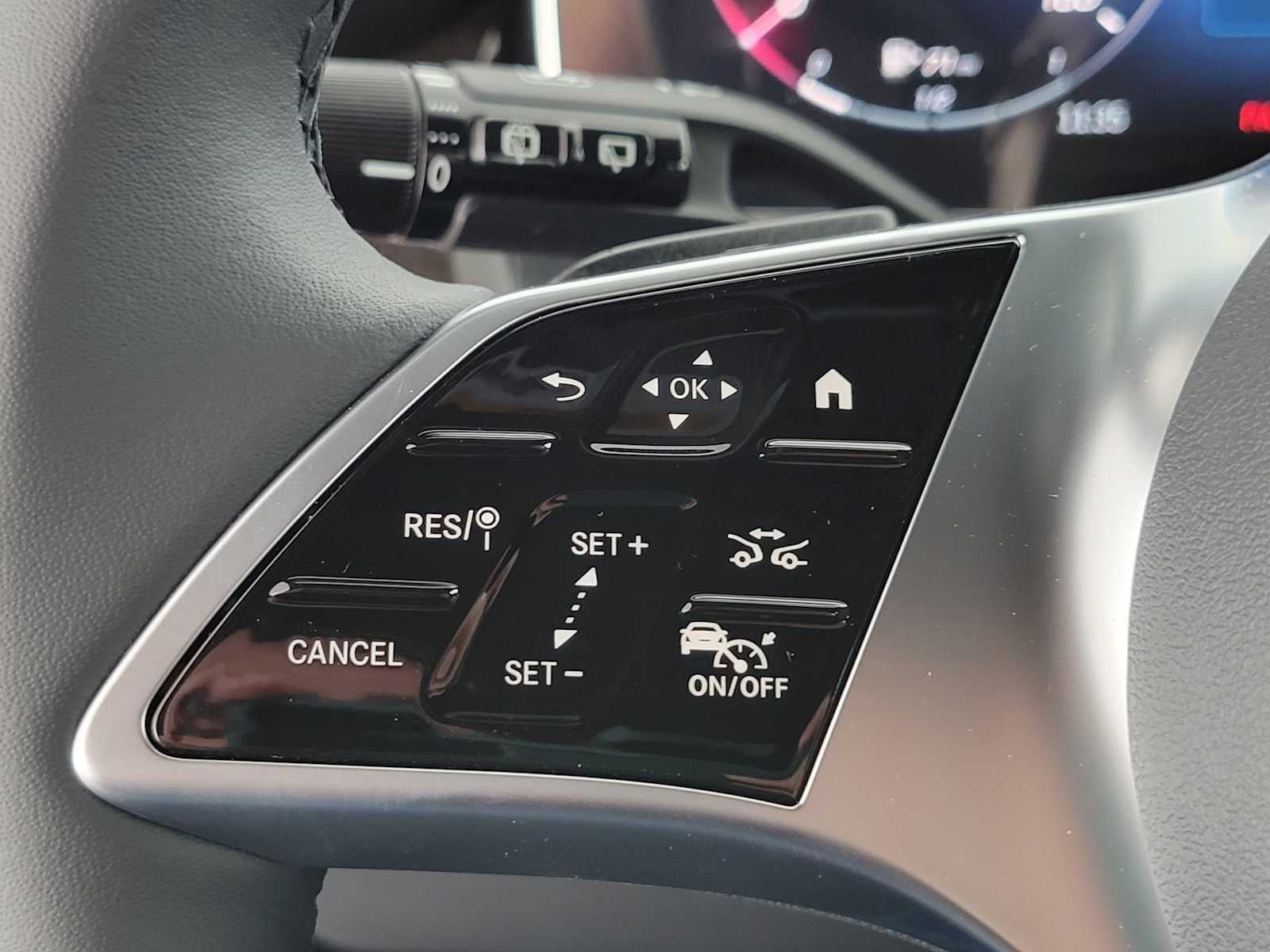 2027 Mercedes-Benz GLC 300 SUV