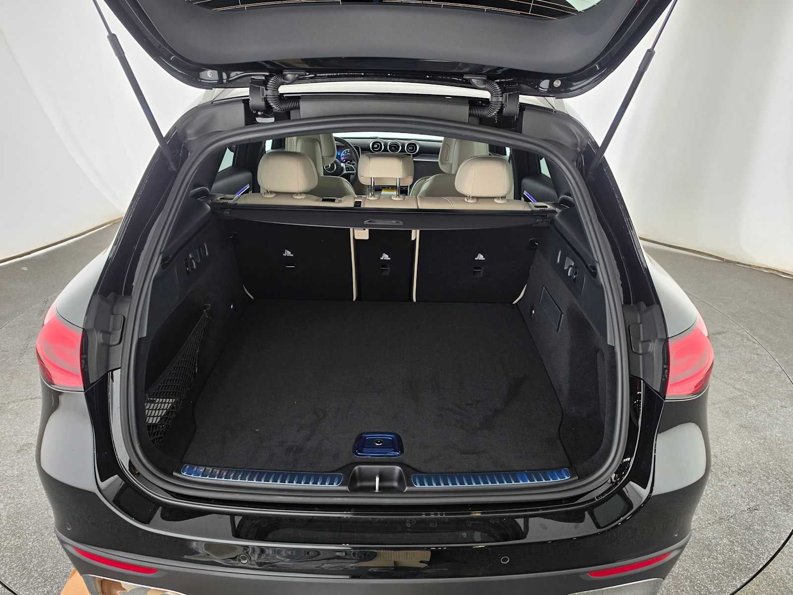 2027 Mercedes-Benz GLC 300 SUV