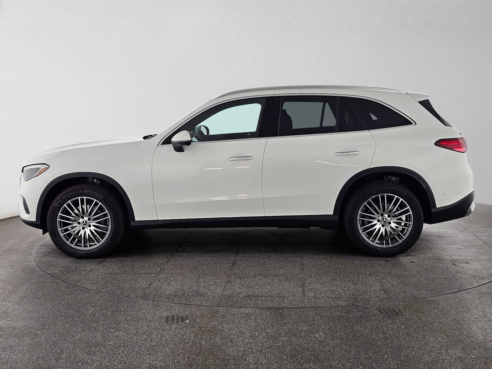 2027 Mercedes-Benz GLC 300 SUV