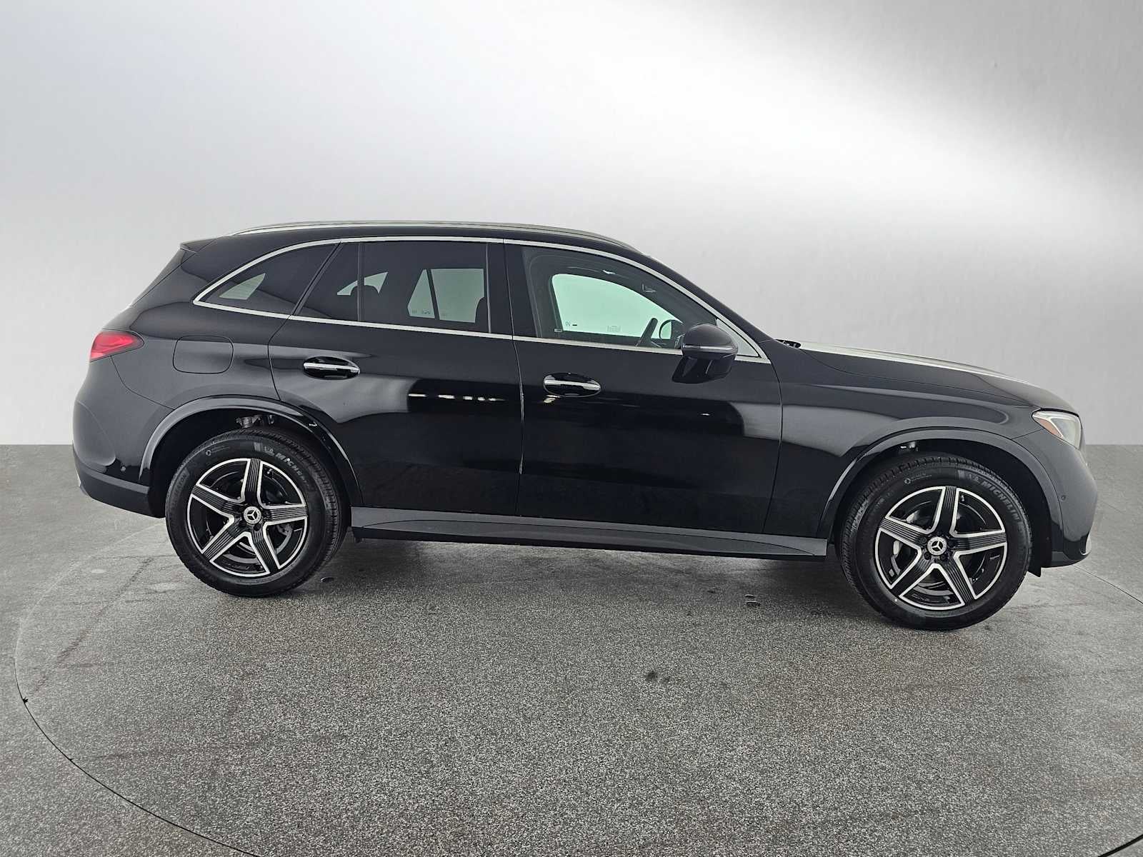 2026 Mercedes-Benz GLC 300 SUV