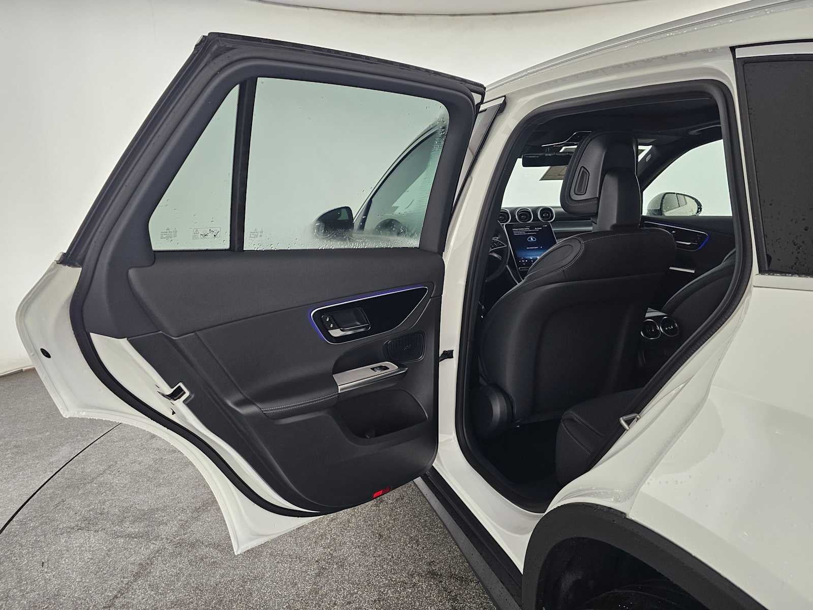 2027 Mercedes-Benz GLC 300 SUV