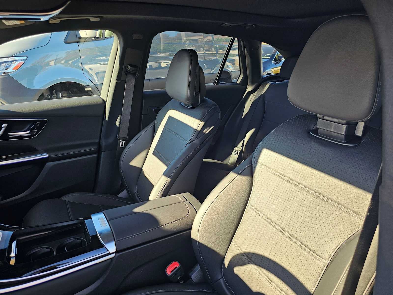 2027 Mercedes-Benz GLC 300 SUV
