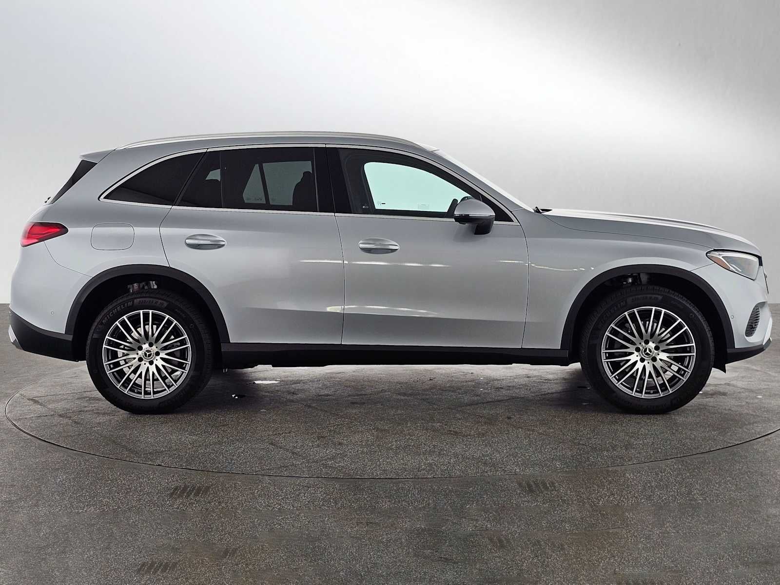 2026 Mercedes-Benz GLC 300 SUV