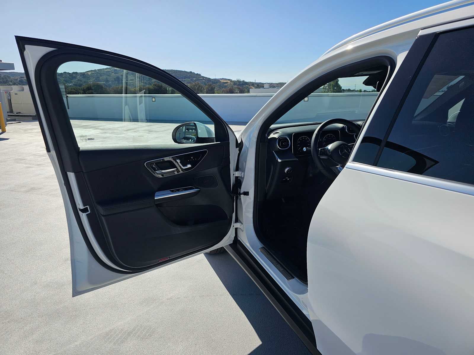 2026 Mercedes-Benz GLC 300 SUV