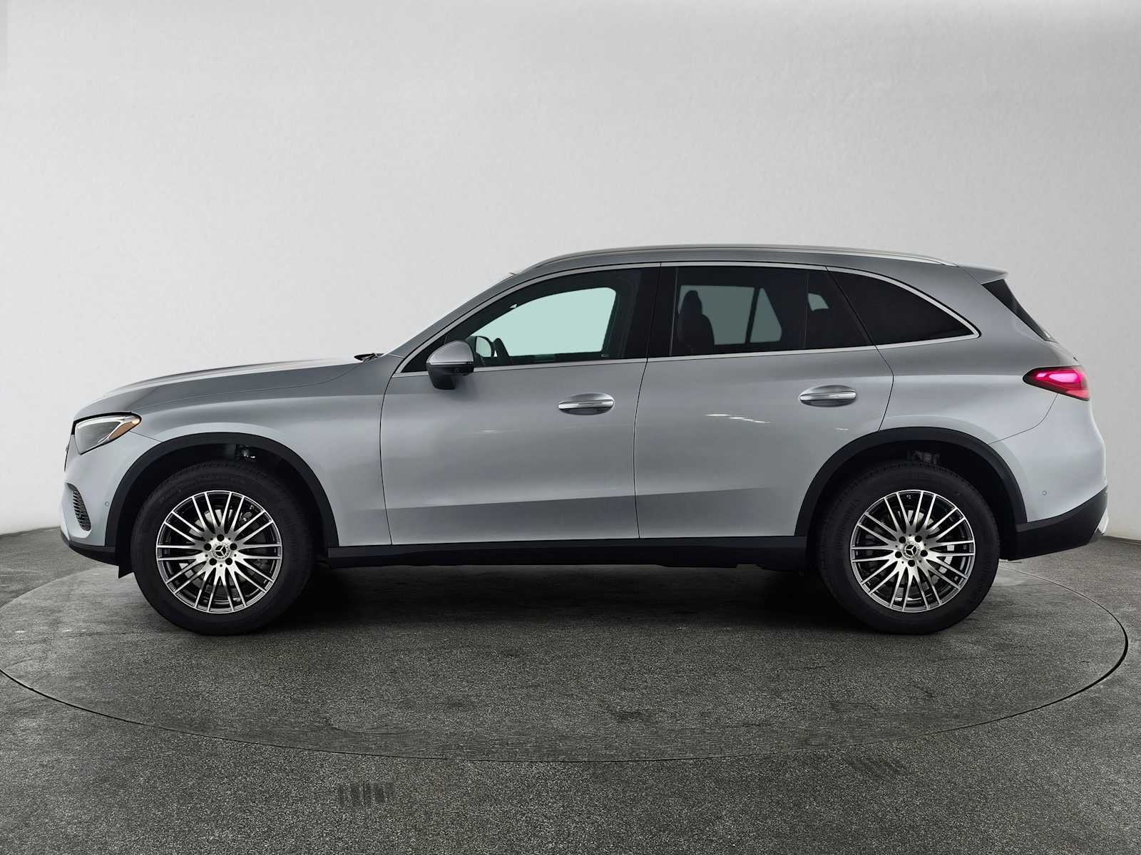 2027 Mercedes-Benz GLC 300 SUV