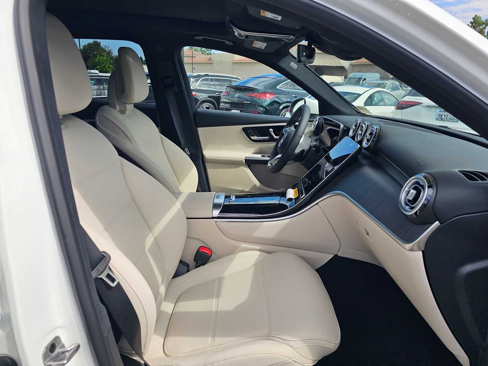 2027 Mercedes-Benz GLC 300 SUV