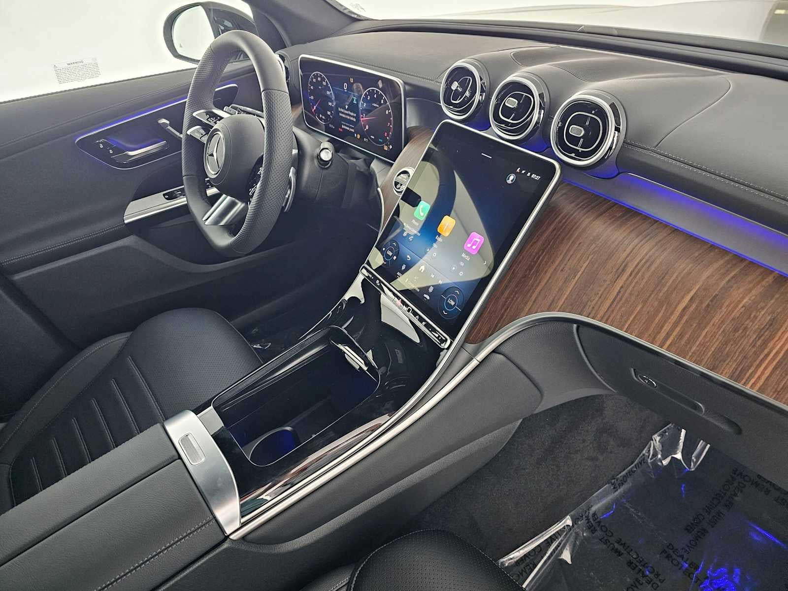 2026 Mercedes-Benz GLC 300 SUV