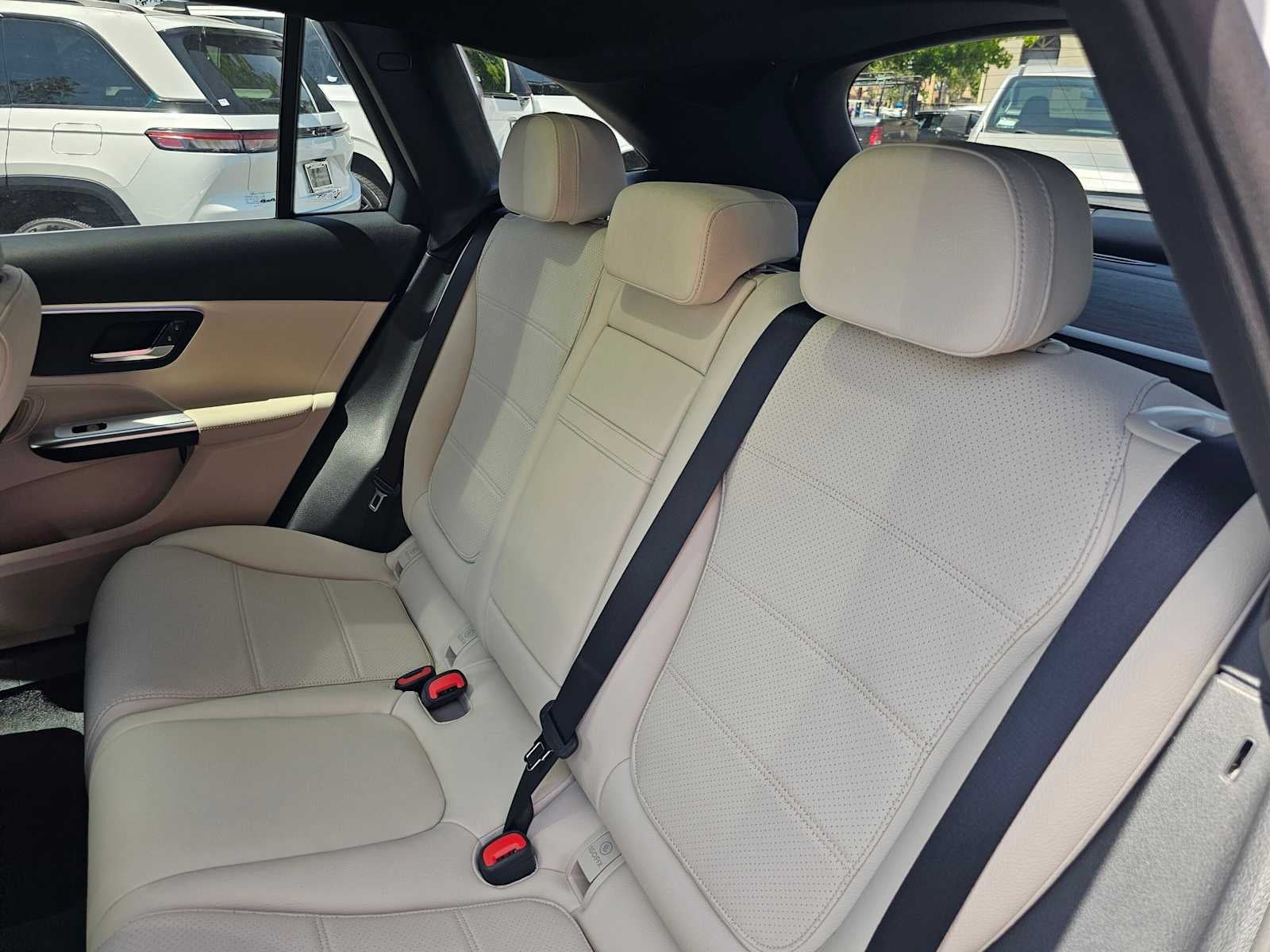 2026 Mercedes-Benz GLC 300 SUV