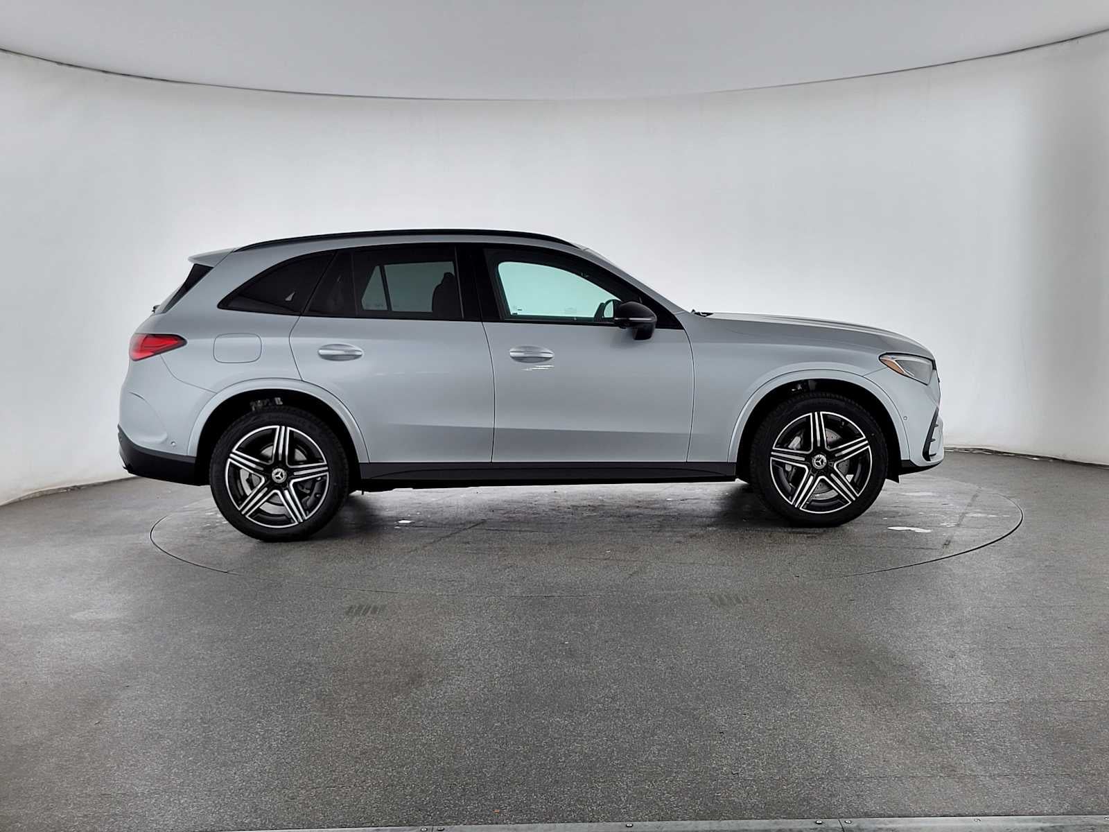 2026 Mercedes-Benz GLC 300 SUV