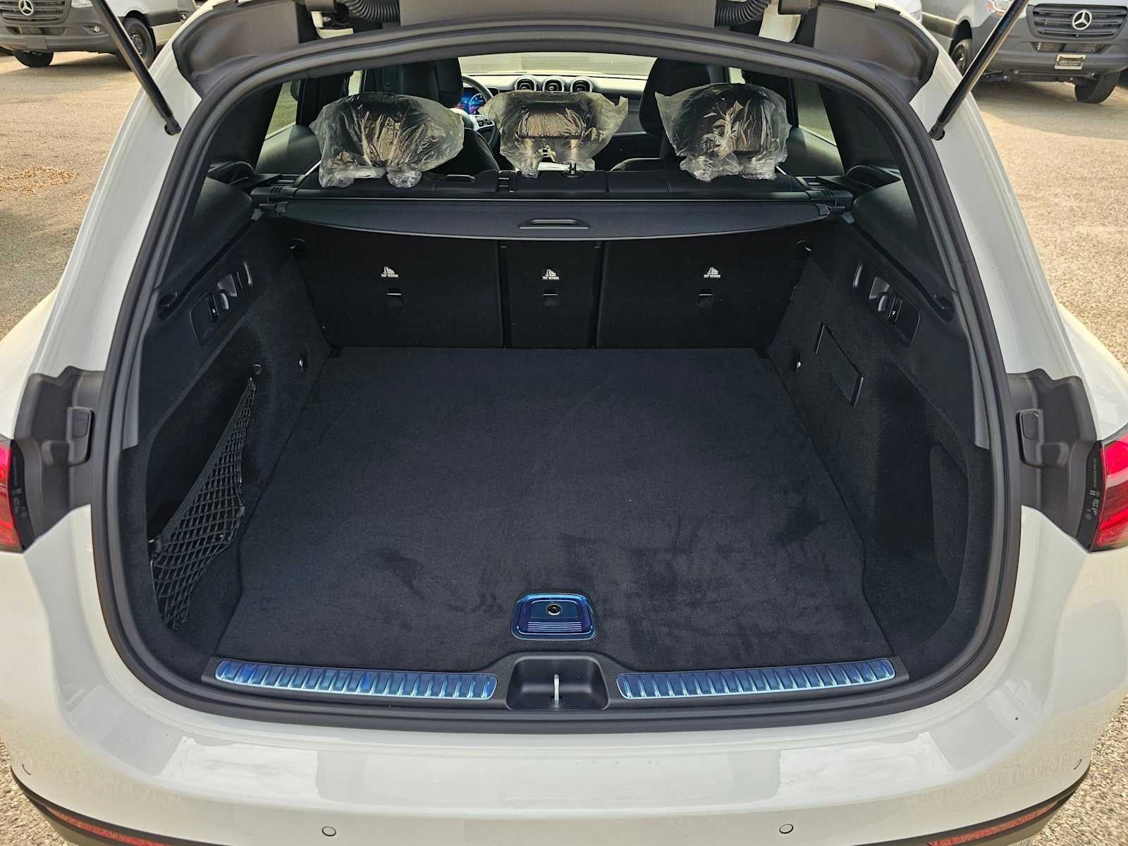 2027 Mercedes-Benz GLC 300 SUV