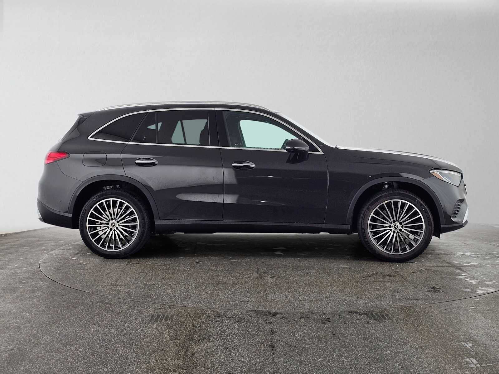 2027 Mercedes-Benz GLC 300 SUV