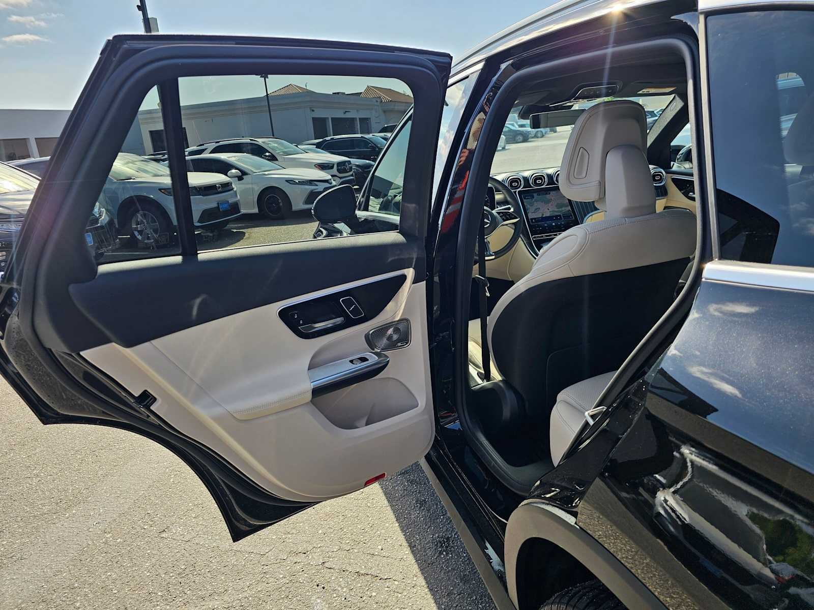 2026 Mercedes-Benz GLC 300 4MATIC® SUV