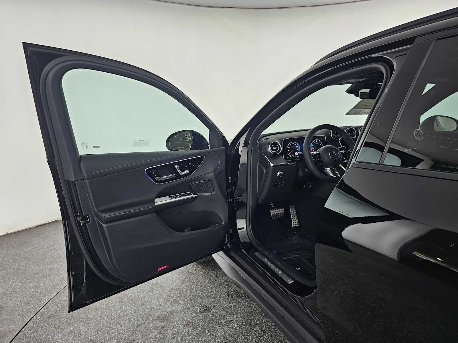 2026 Mercedes-Benz GLC 300 GLC 300