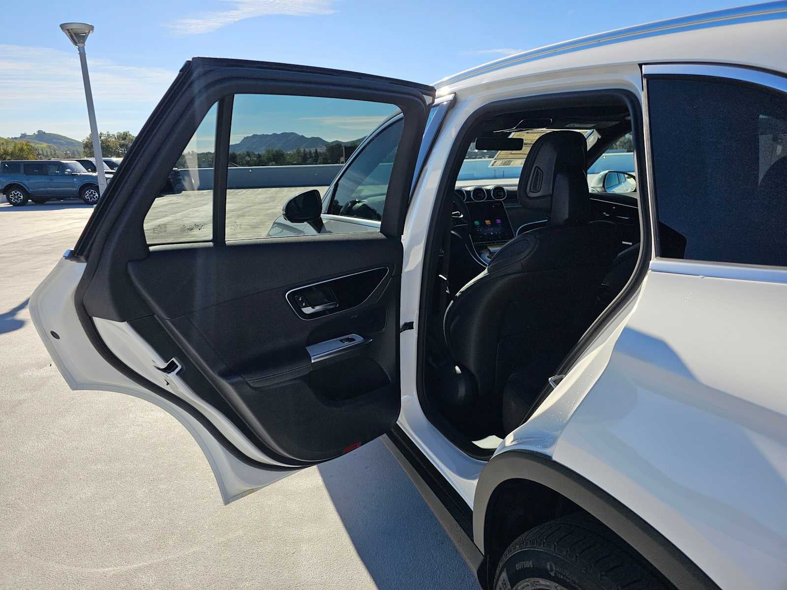 2026 Mercedes-Benz GLC 300 GLC 300