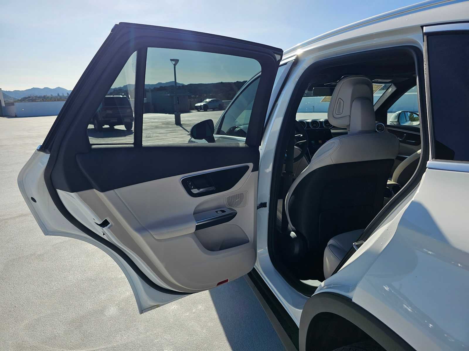 2026 Mercedes-Benz GLC 300 4MATIC® SUV