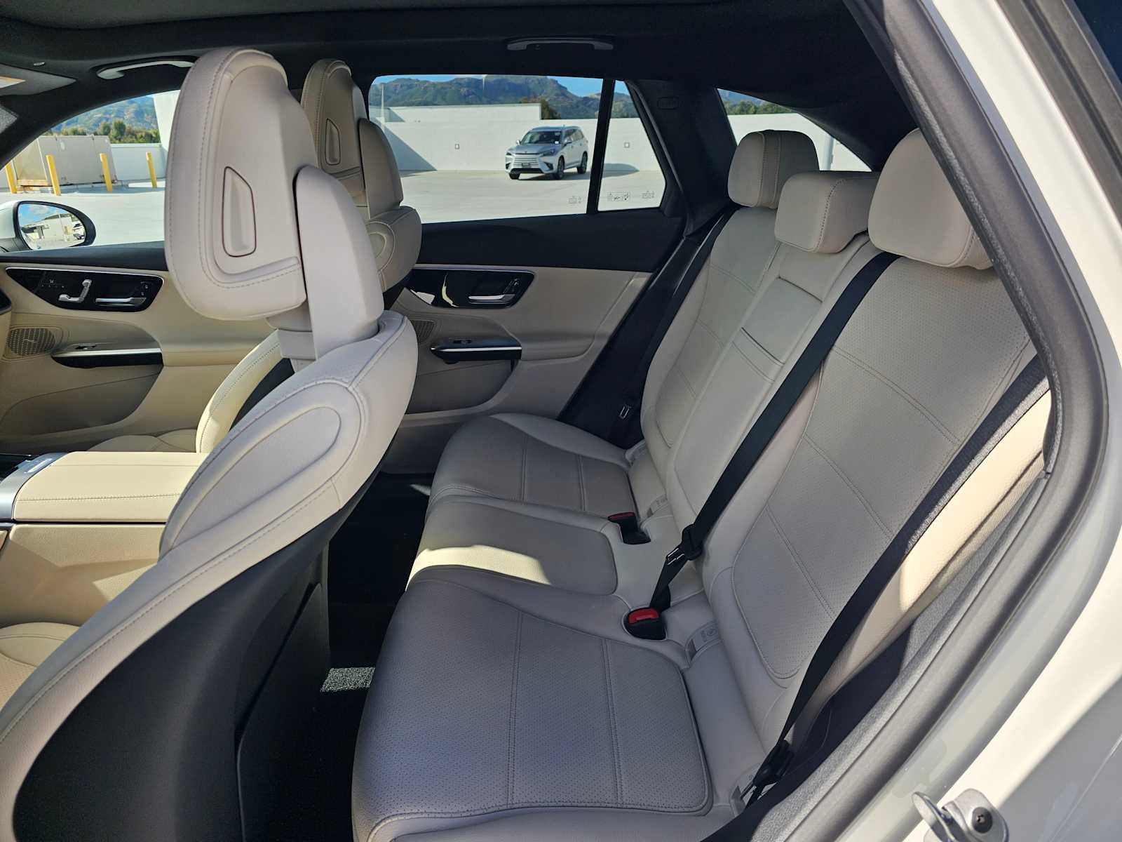 2026 Mercedes-Benz GLC 300 4MATIC® SUV