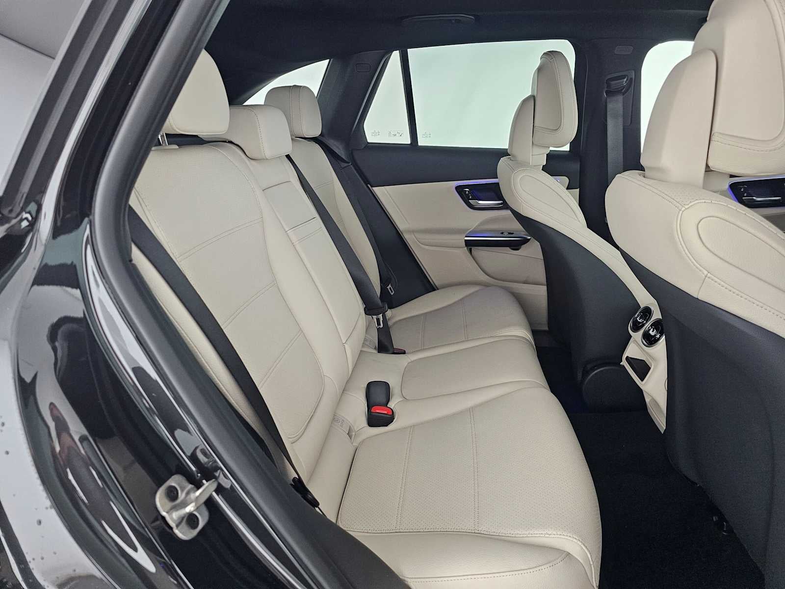 2027 Mercedes-Benz GLC 300 4MATIC® SUV
